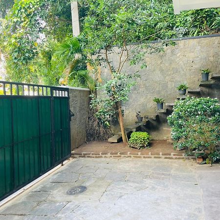 Villa Nine Kandy Exterior foto
